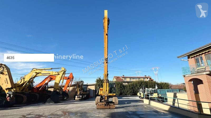 Escavatore JCB SLF