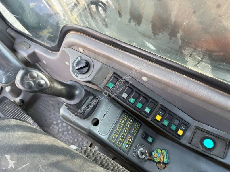 Excavadora Volvo