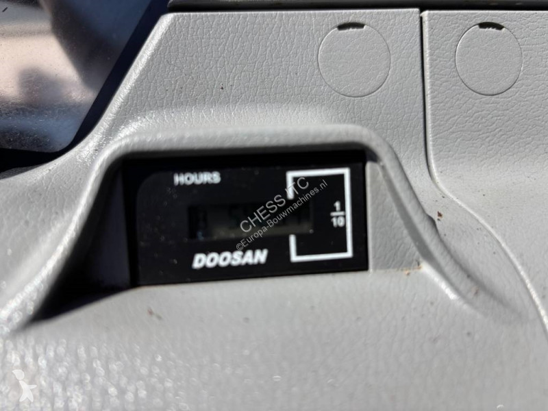 جرافة Doosan 255 LC-5 -- 255LC --