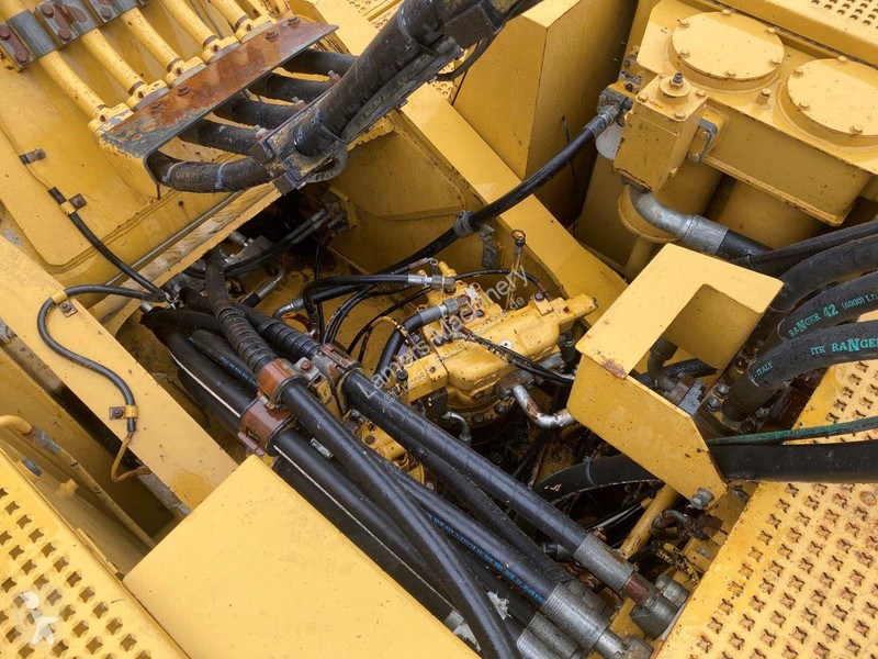 Escavatore Caterpillar NVT