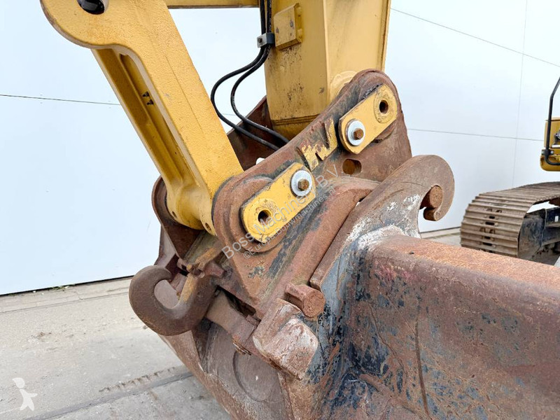 Graafmachine Caterpillar 323FL Z-Line Full...