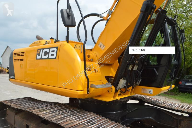Excavator JCB
