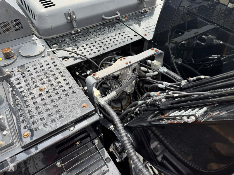 جرافة Doosan -5