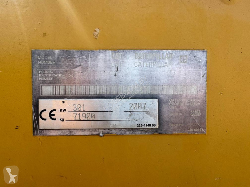 Escavatore Caterpillar L