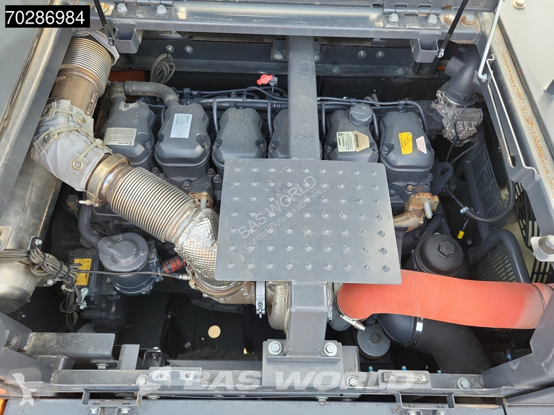 Lopatový nakládač Doosan -7