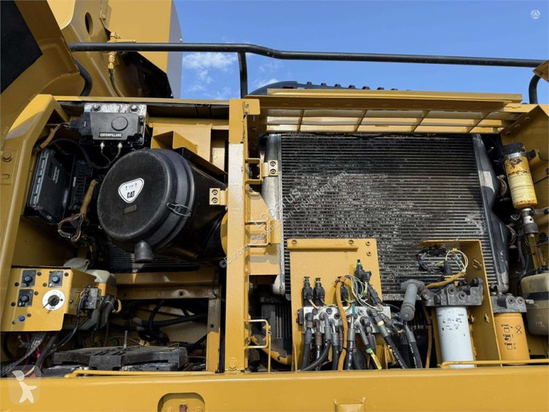 Excavator Caterpillar M DLMH
