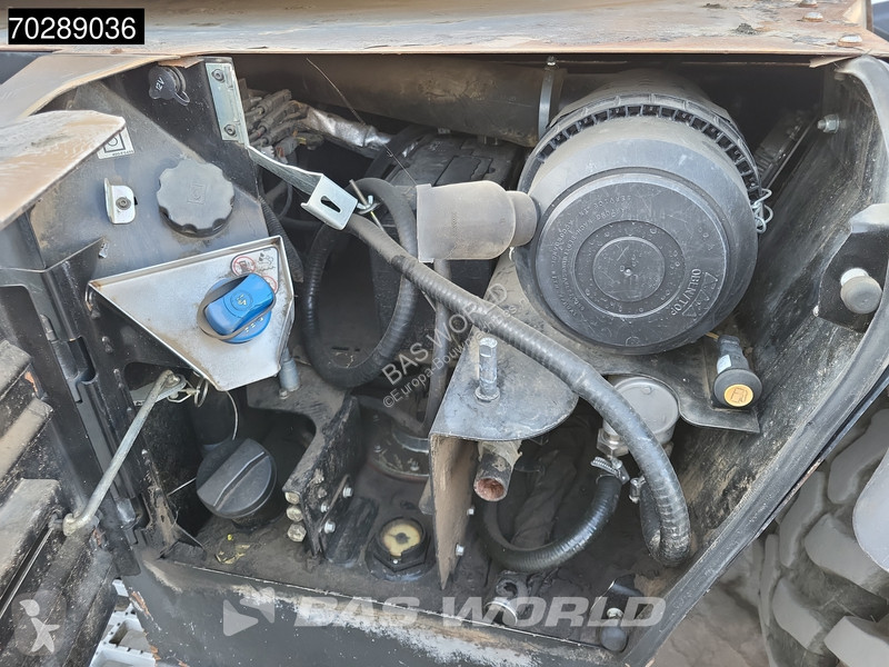 Escavadora JCB HD110W T4F HYDRADIG