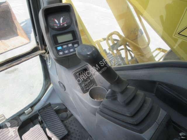 Escavatore New Holland
