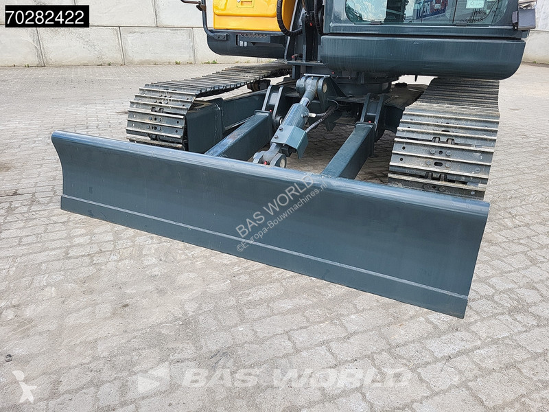 Excavator Hyundai HX80 N A/C - NEW UNUSED
