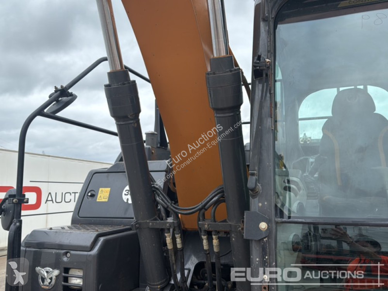 Escavatore Case D