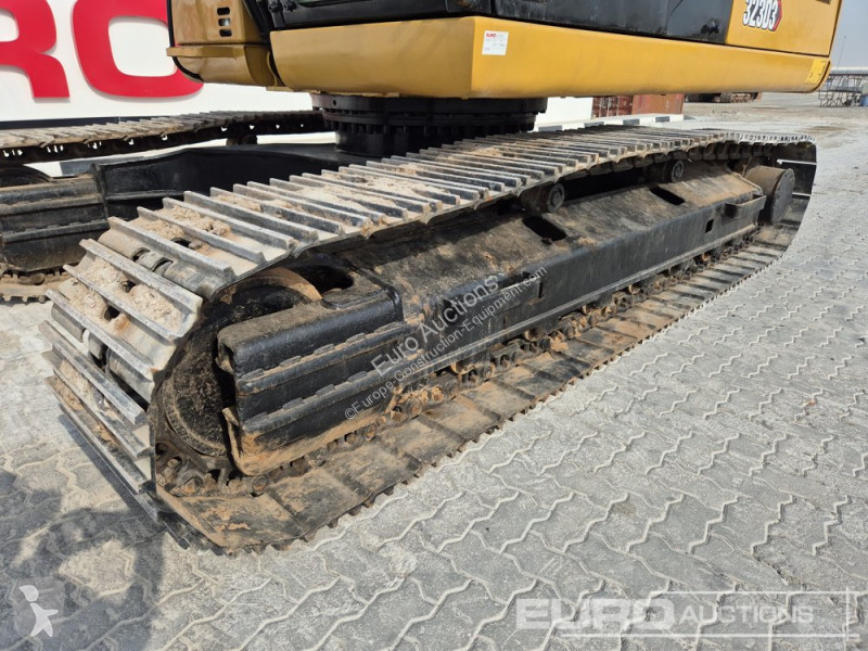 Excavator Caterpillar 3