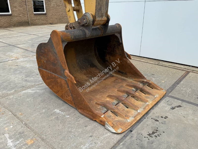 Escavatore Caterpillar - German Machine /...