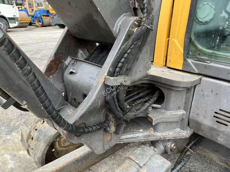 Escavadora Volvo