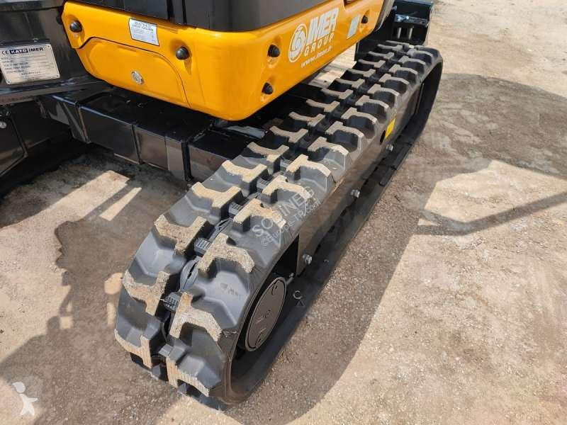 Escavadora Kato  VXE HD 17