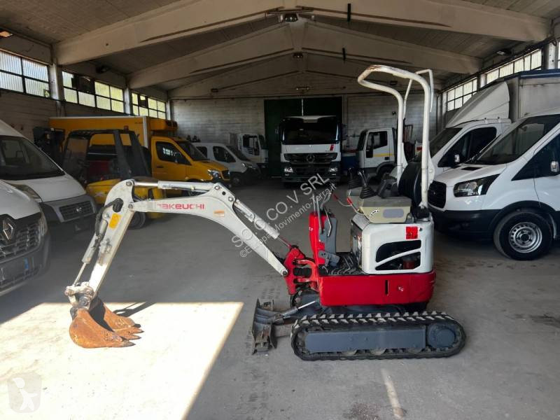 جرافة Takeuchi TB21JR
