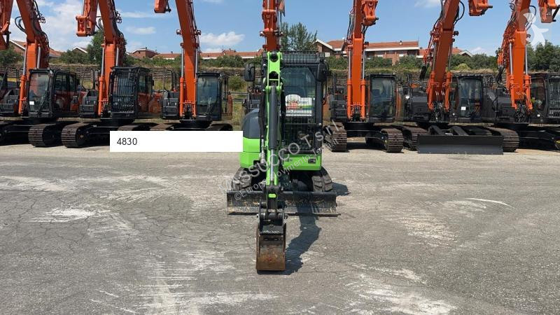 Escavatore LiuGong 9027FE