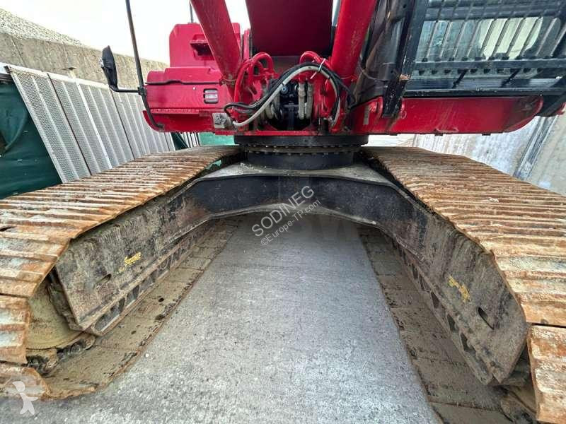 Escavadora Hitachi