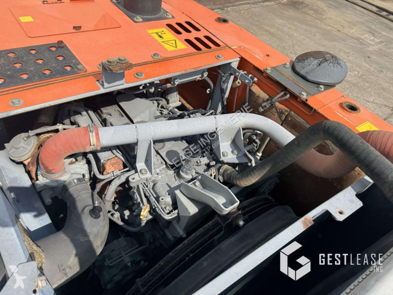 Escavatore Hitachi -5B
