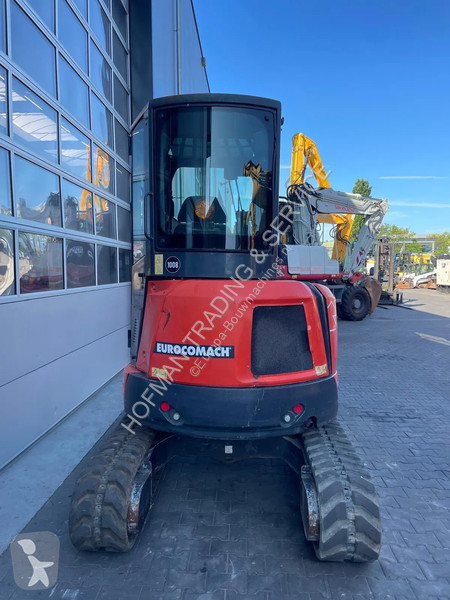 Escavadora Eurocomach ES28.2ZT