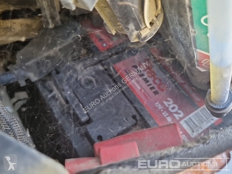 Escavadora Bobcat E27Z
