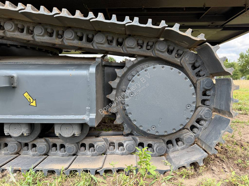 جرافة Hyundai HX360L - New / Unused / Hammer Lines