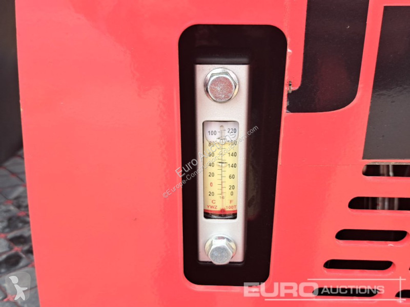 Escavadora JPC HT12