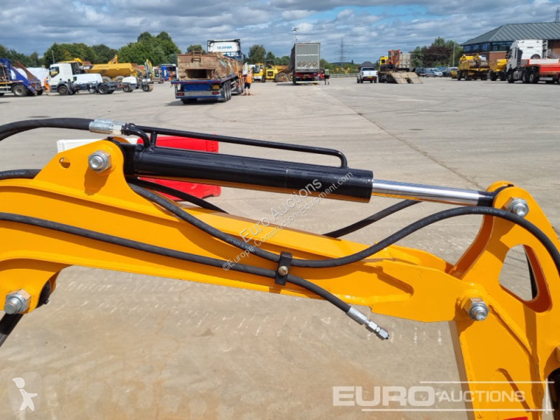 Escavadora JPC HT12