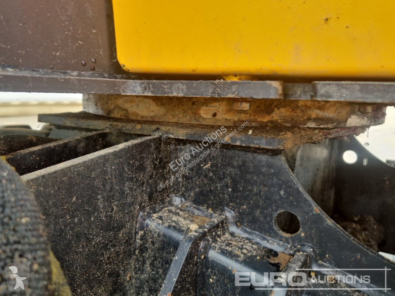 جرافة JCB 15C-1