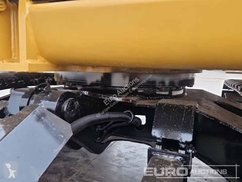 Escavatore Caterpillar 305.5E2