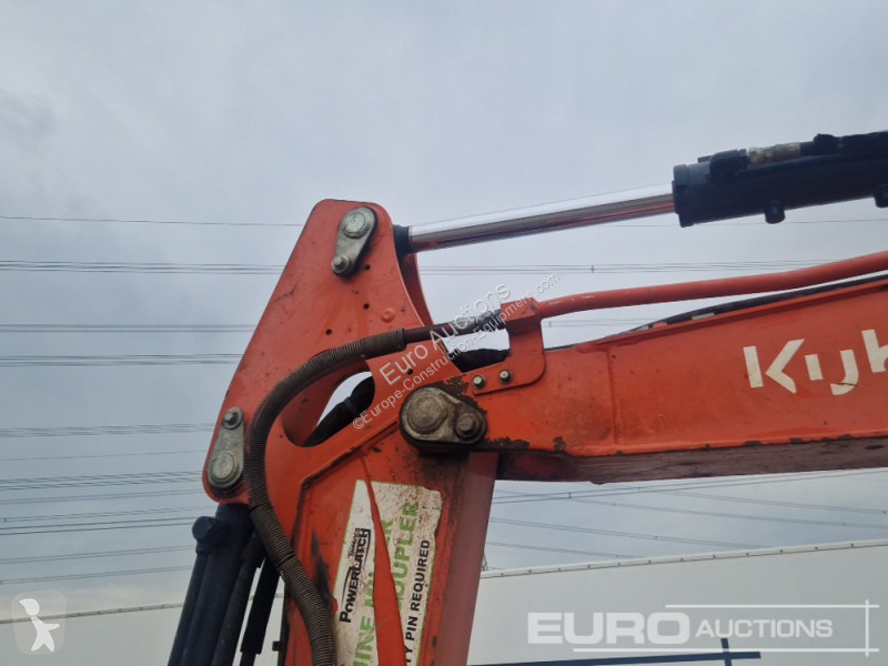 Escavadora Kubota U48-4