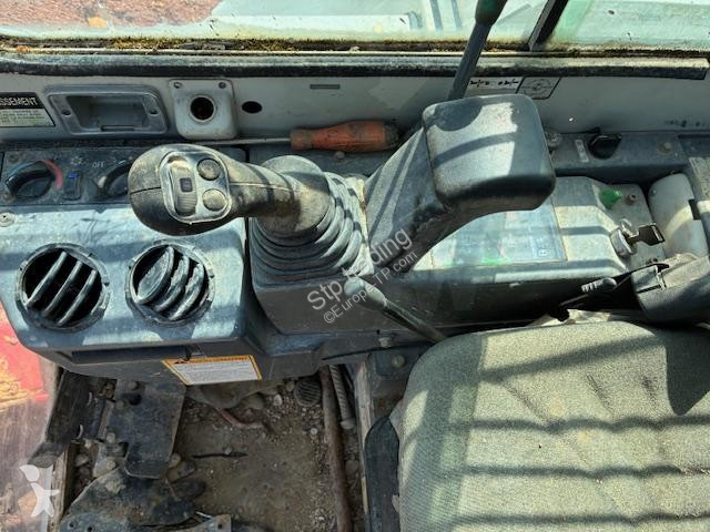 Excavadora Takeuchi 153FR