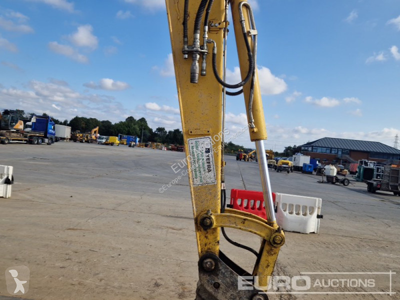 Escavatore Komatsu PC80MR-5