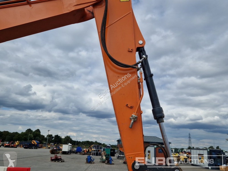 Escavadora Doosan -7