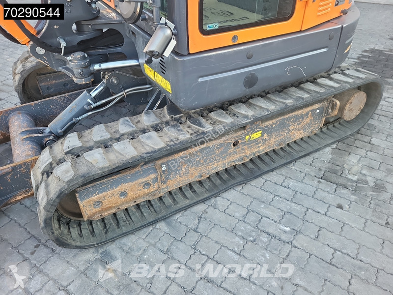 Escavadora Doosan DX63-3