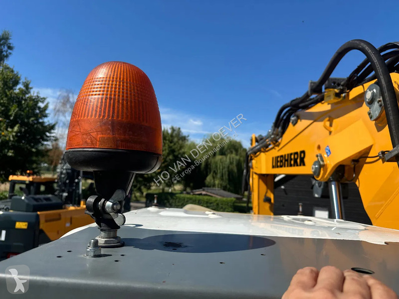 جرافة Liebherr A916