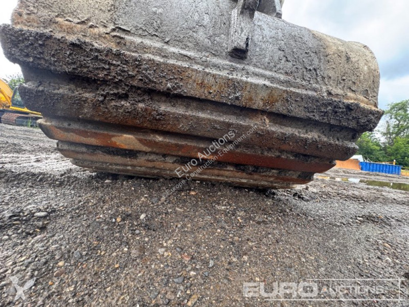 Escavatore Komatsu PC200LC-7B