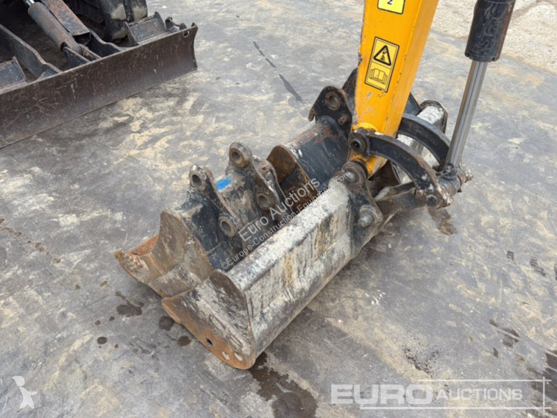 جرافة JCB 16C-1