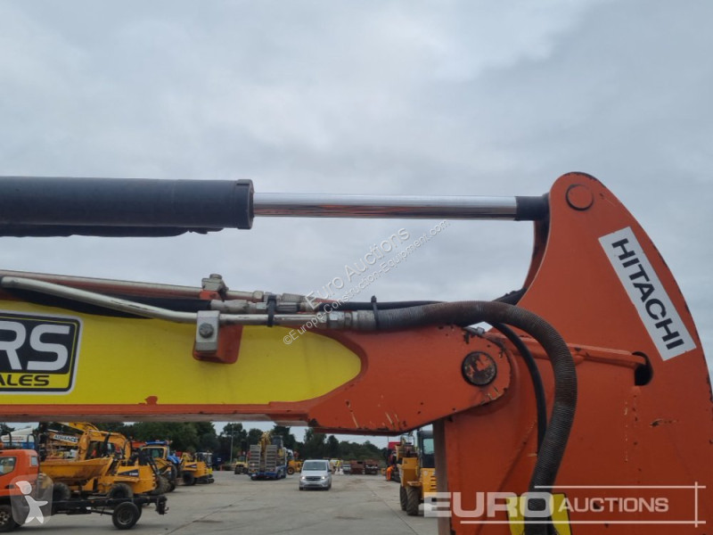 Excavadora Hitachi ZX26U-5A CLR