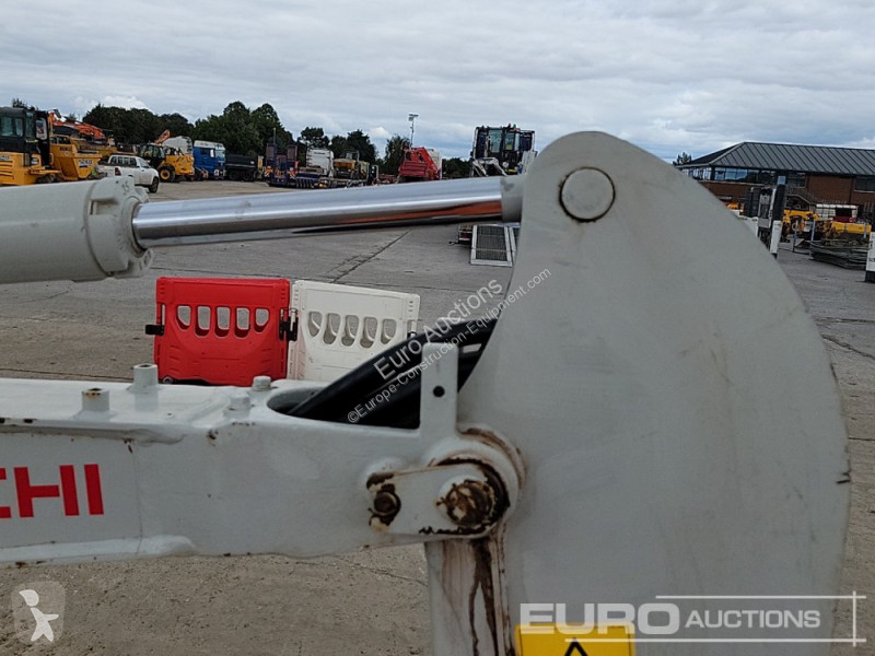 Escavadora Takeuchi TB216