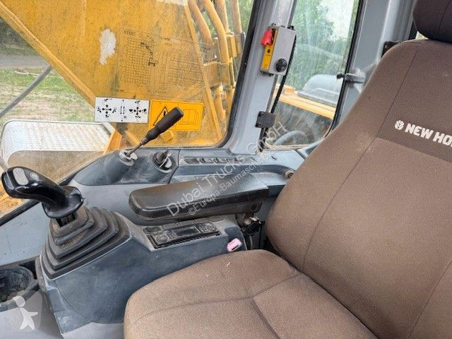 Escavatore New Holland 215 B
