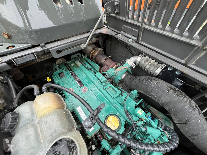 Excavadora Volvo ECR 235 E CENTRAL LUBRICATION...