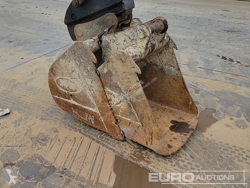 Skovel Kubota KX080-4