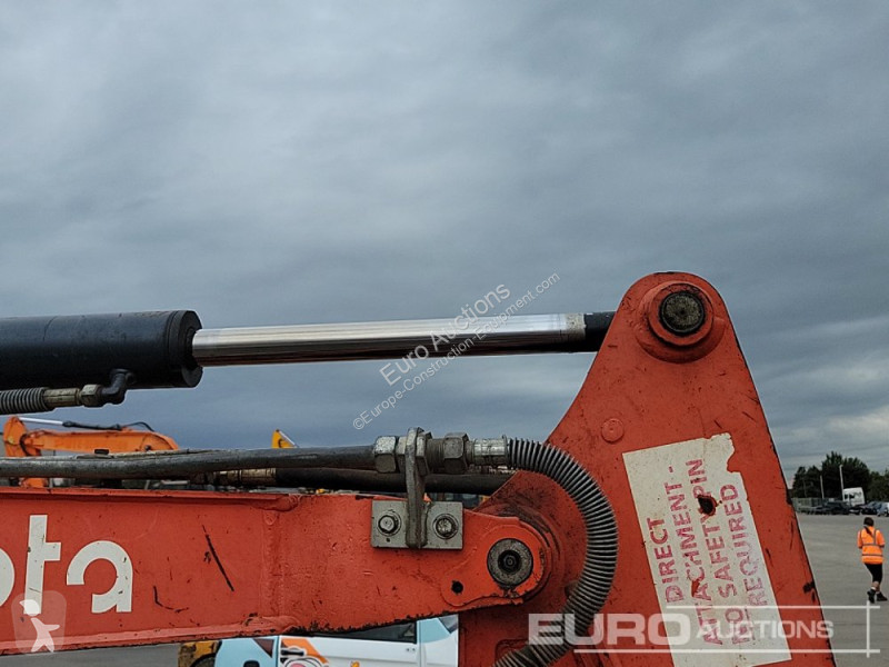 Excavadora Kubota KX61-3