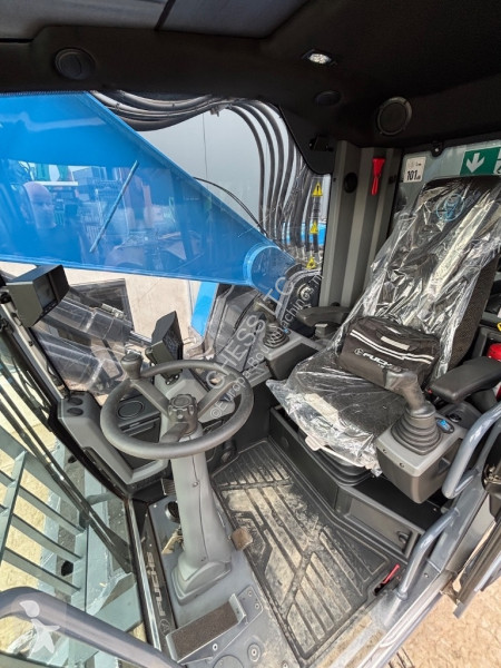 جرافة Fuchs MHL 350 F - F -
