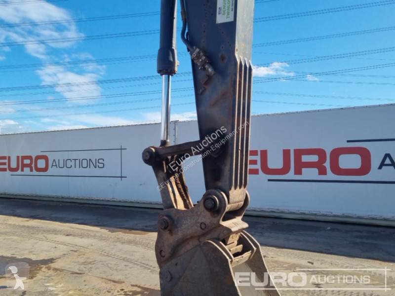 Excavator Volvo EC200EL