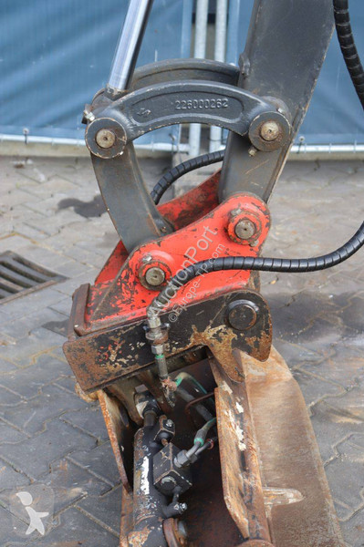 Escavadora Eurocomach ES 25 ZT