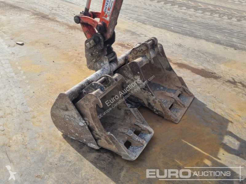 Lopatový nakládač Kubota KX015-4