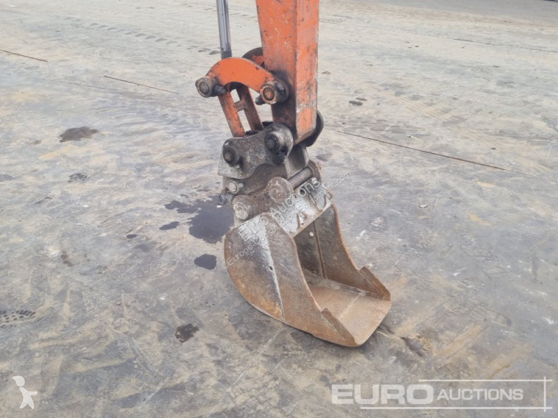 Excavadora Hitachi ZX26U-5A CLR