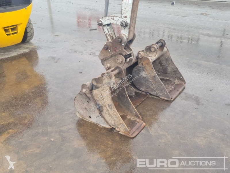Skovl Takeuchi