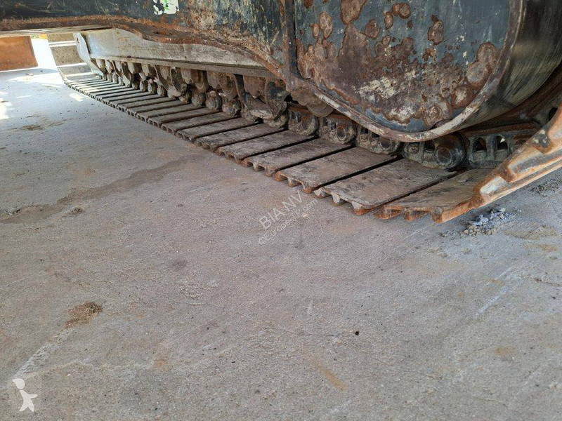 Escavadora Komatsu